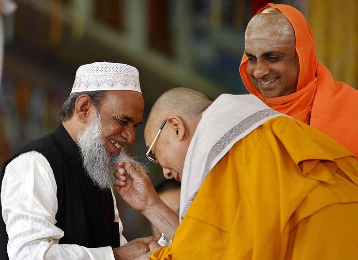 indianmuslimsarepeacelovingpeople:dalailama